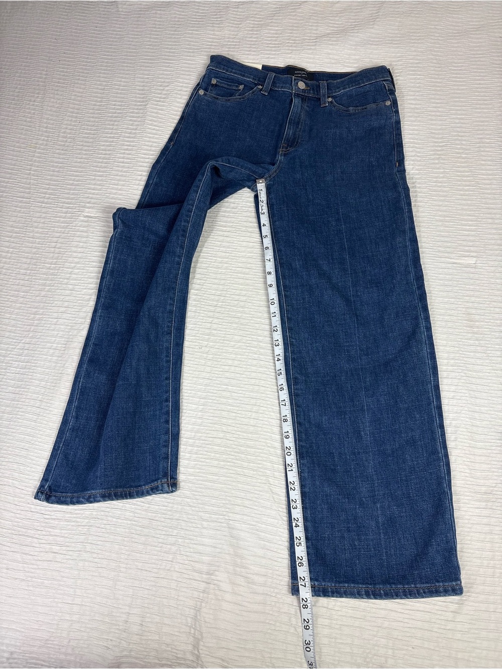 Banana Republic Wide-Leg Jeans in Deep Blue Denim - Picture 10 of 11